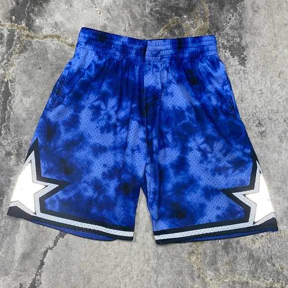 Mitchell & Ness ORLANDO MAGIC GALAXY SWINGMAN SHORTS (REFLECTIVE COLLECTION - Picture 6 of 10